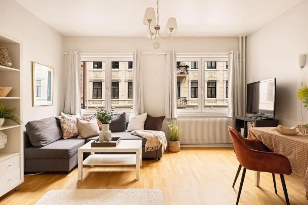 Praktisk 1-Roms Leilighet Oslo Exterior foto